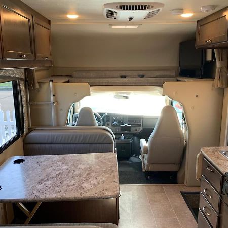 Aj-Xl Rv Rental Los Angeles Eksteriør billede