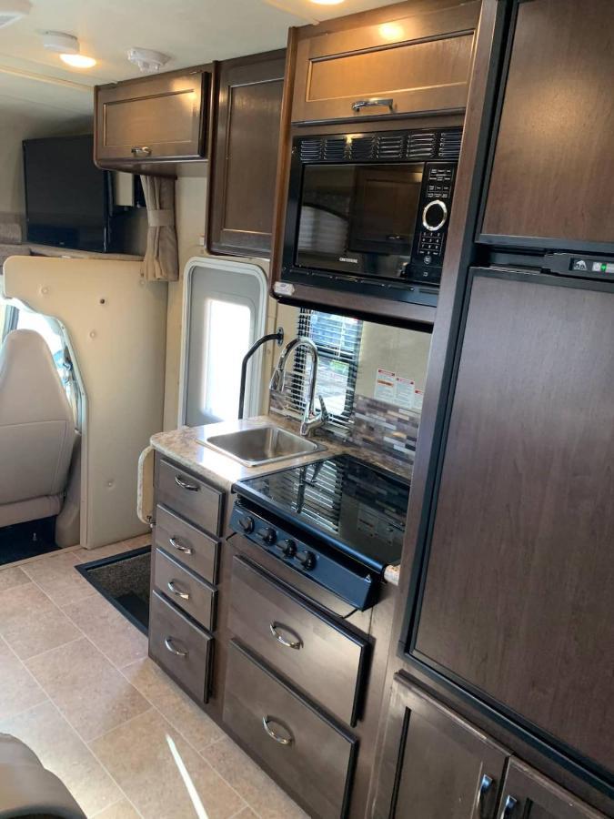 Aj-Xl Rv Rental Los Angeles Eksteriør billede